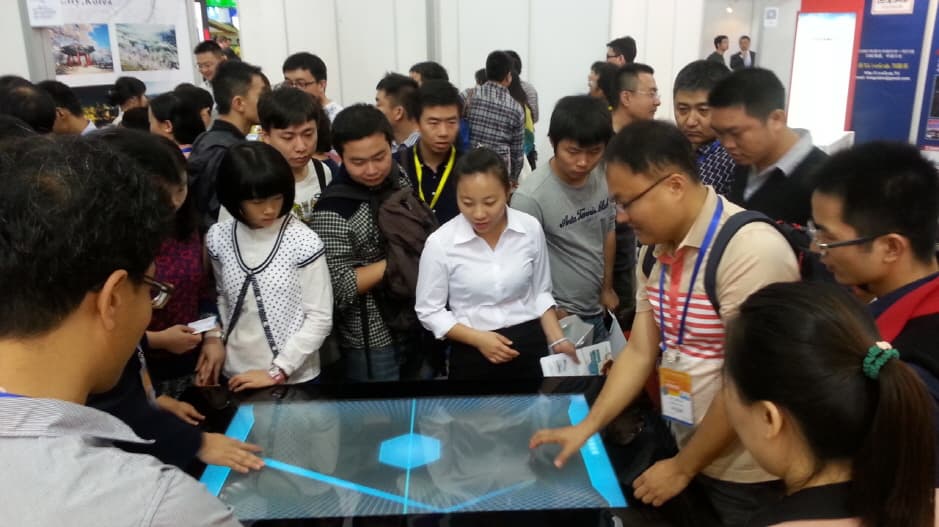 Smart Media Touch Table